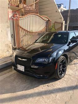 کرایسلەر 300